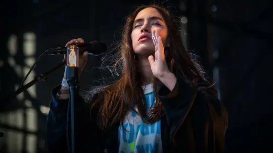 Kama Muta: What it is and How This Emotion Manifests Itself Kama Muta: What it is and How This Emotion Manifests