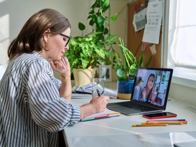 What Actually Happens in Your First Online Session