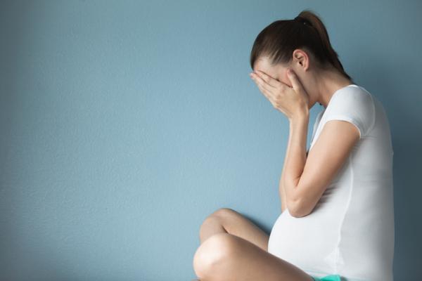 Differences between postpartum depression and postpartum blues - Time of onset