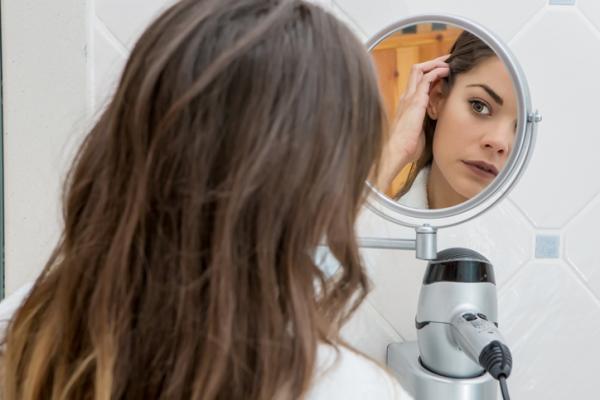 Body dysmorphia: what it is, causes, symptoms and treatment - Causes of body dysmorphia