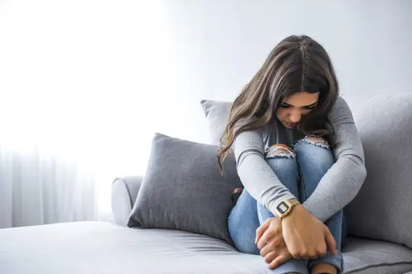 Button Phobia: Name, Symptoms, Causes and Treatment