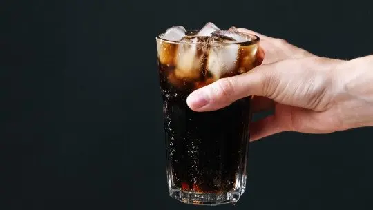 Drinking Carbonated Drinks is Associated with a Higher Risk of