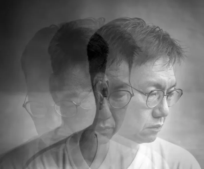 Dualistic Thinking as a Cognitive Distortion: Its Role in Depression and Anxiety