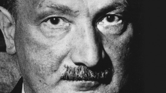 Martin Heideggers existentialist theory