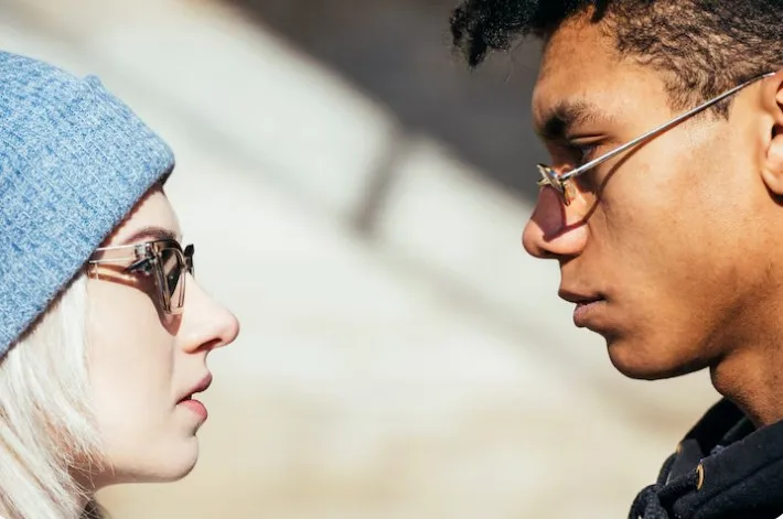 Splitting: Dualistic Thinking in Personality and Relationships
