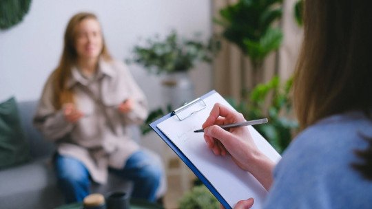 Where to refer patients in the field of psychotherapy?