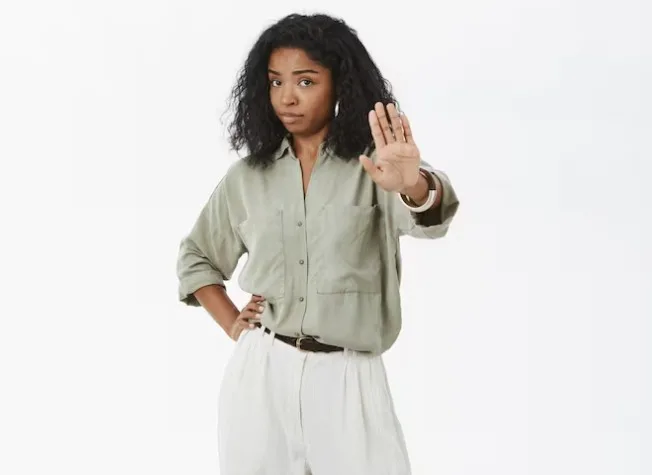 How to Set Boundaries with Someone Obsessed with You