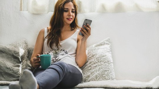 Why can't we stop checking our smartphone?