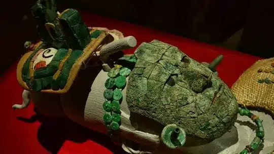 Who Was the Mysterious Mayan Red Queen of Palenque?