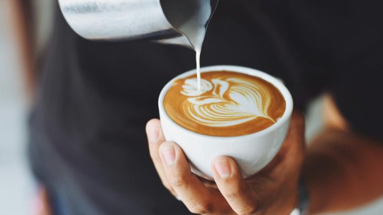 Drinking coffee long before going to sleep also makes it difficult to fall asleep.
