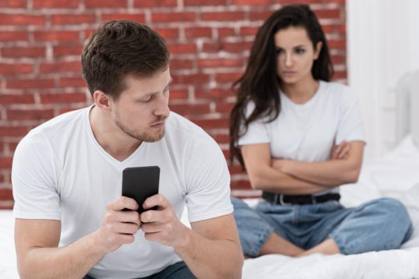 Is a jealous person unfaithful?